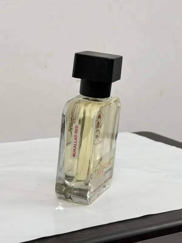 Mukallad_Red_Attar