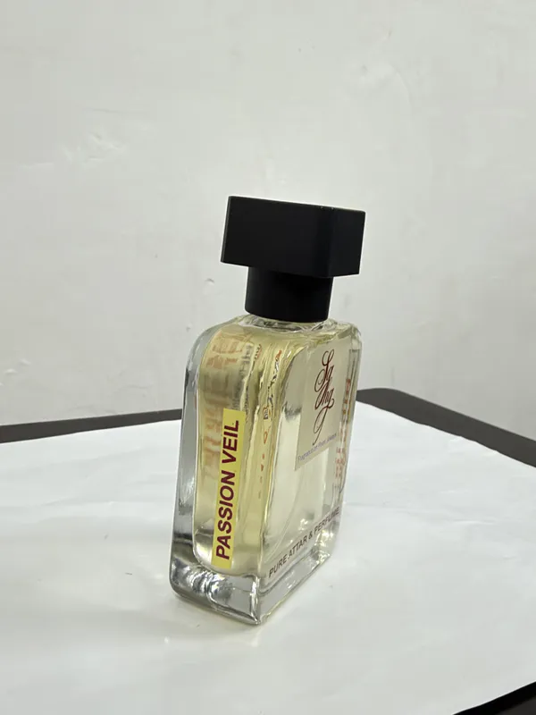 Passion_Veil_Pure_Attar
