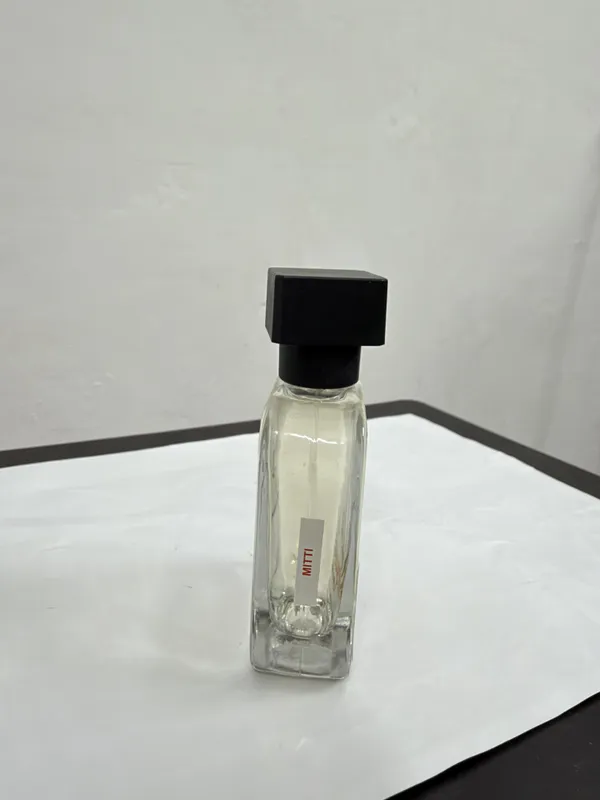 Mitt_Perfume
