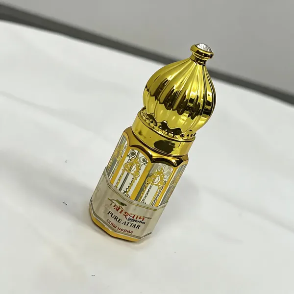 Oudh_Hashmi_Aged_Agarwood_Dark_Amber_Attar
