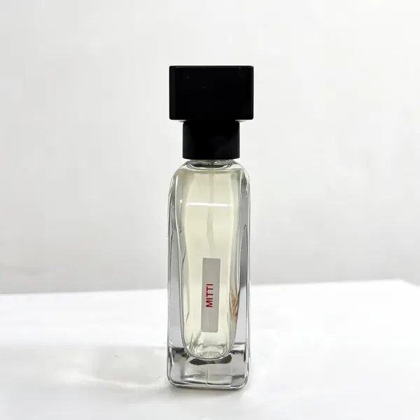 Mitt_Petrichor_Vetiver_Perfume