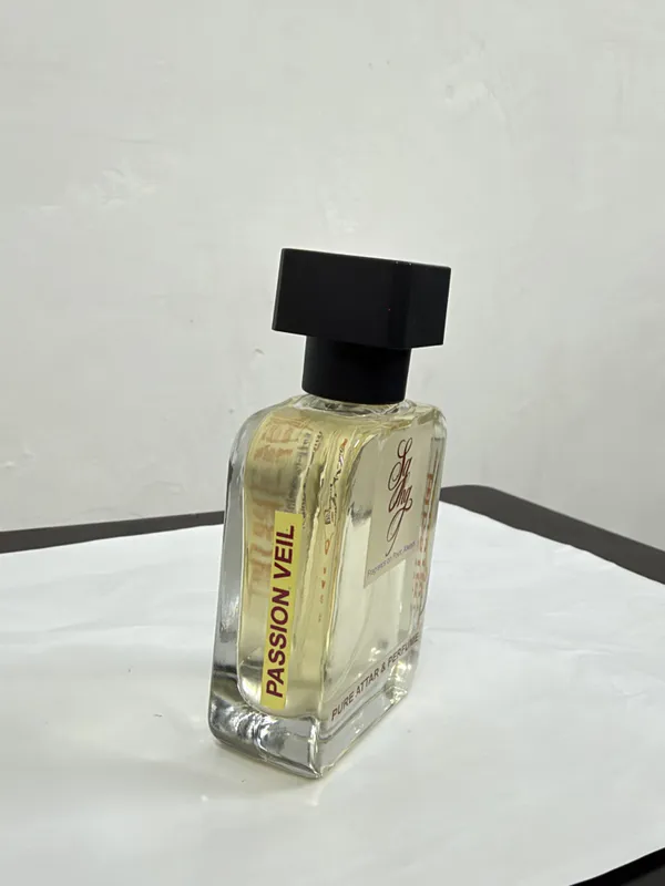 Passion_Veil_Pure_Attar
