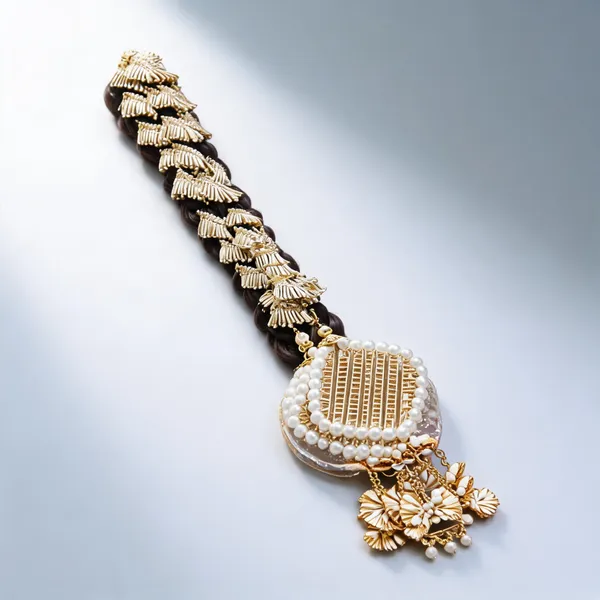 Gold_Silk_Square_Gotta_Paranda_For_Women