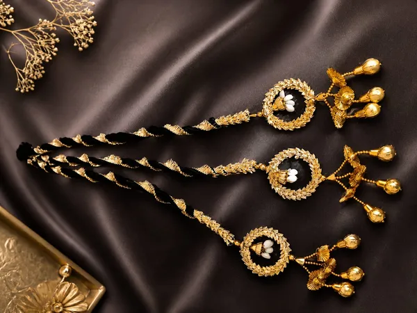 Black_Gold_Traditional_Hair_Braid_Accessory_Set_for_Women