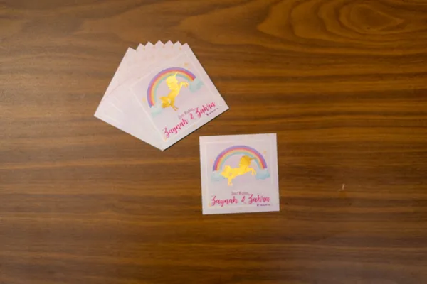 Unicorn_Cards_gold_foil