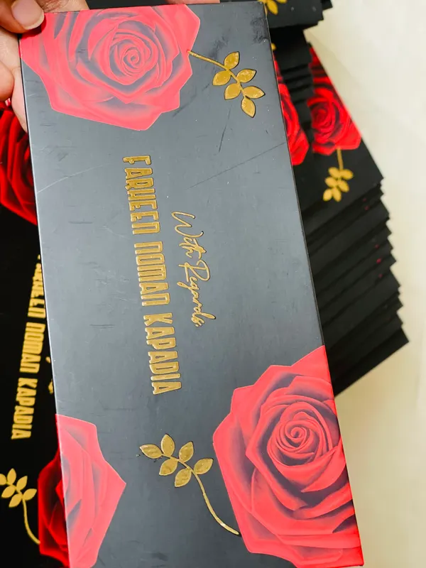 GOLD_FOIL_Black_Floral_Rose_cASH_eNVELOP