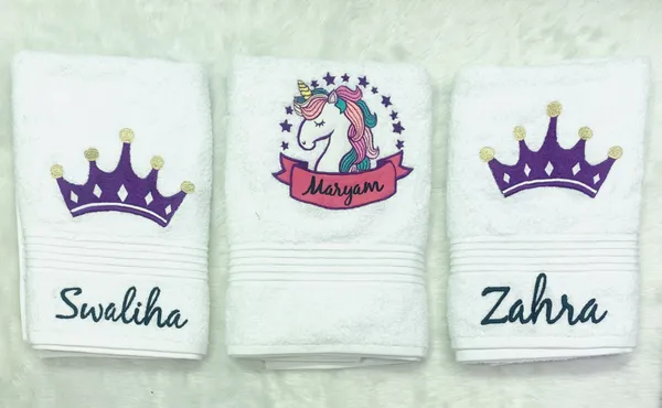 White_Embroidered_Personalized_bathTowels