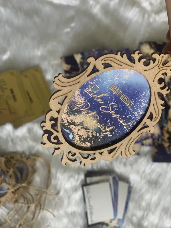 Wooden_gift_tag