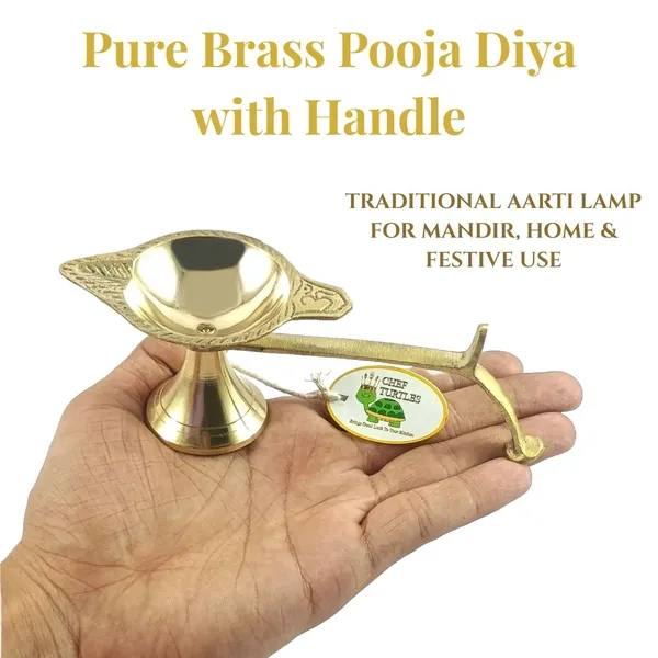 Brass_Traditional_Pooja_Diya_With_Handle