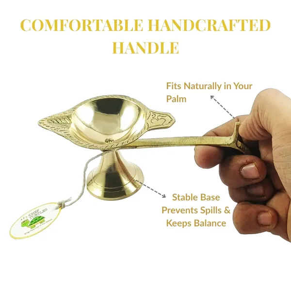 Brass_Traditional_Pooja_Diya_With_Handle