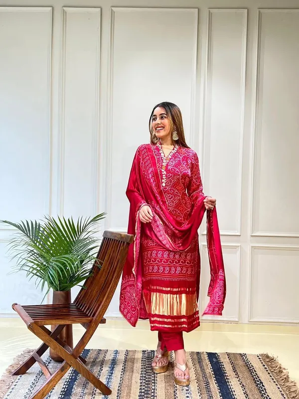 KURTI_PENT_DUPATTA_SET