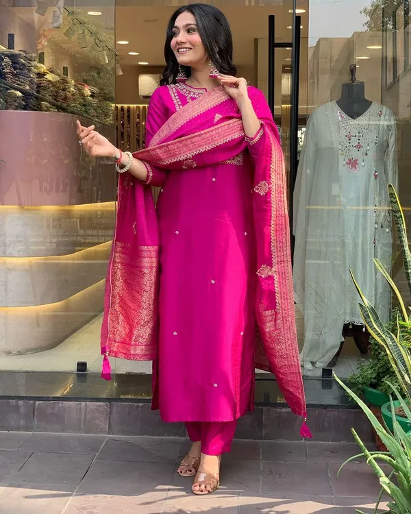 Rani_pink_banarsi_cotton_silk_Kurta_Pent_Dupatta_set