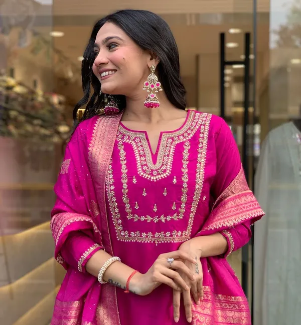 Rani_pink_banarsi_cotton_silk_Kurta_Pent_Dupatta_set