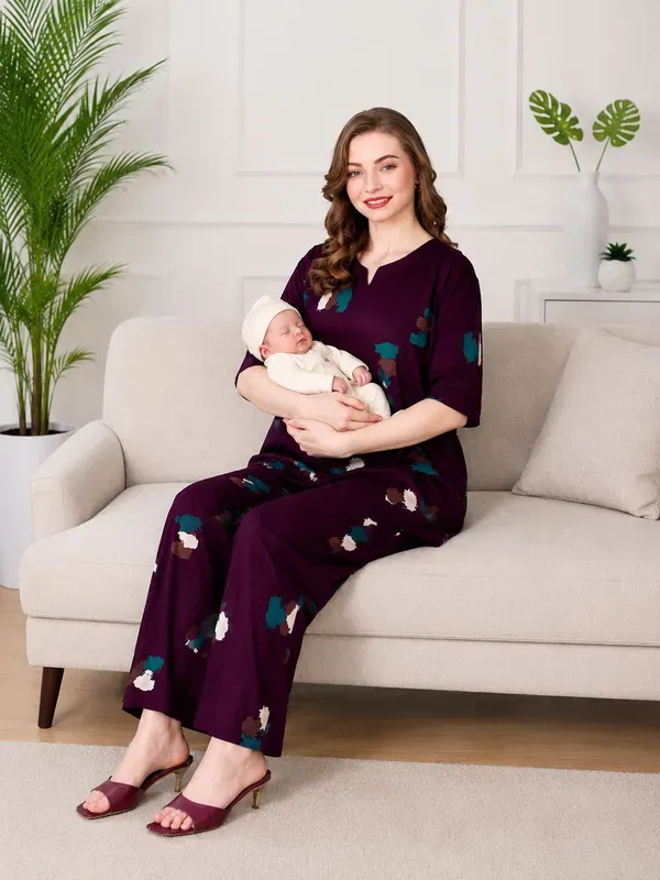 Nursing_Maternity_Cord_Set_For_Women