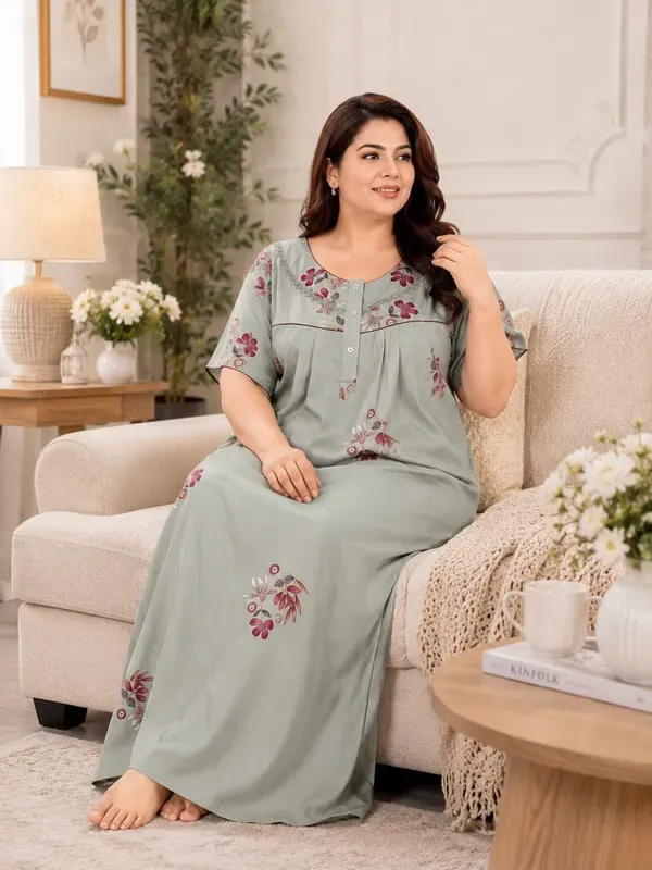 Plus_Size_Printed_Nighty_For_Women_Comfortable_Nightwear