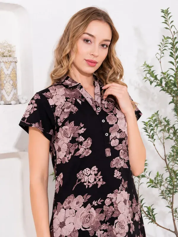 Elegant_Blossom_Kurti_Pajama_Set