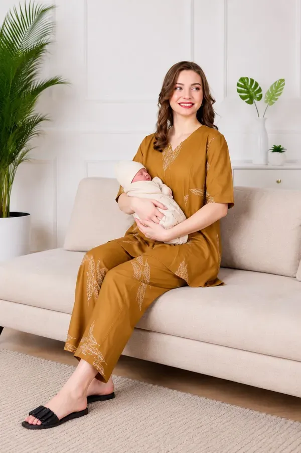 Nursing_Maternity_Cord_Set_For_Women
