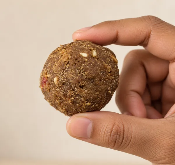 Batisa32_Laddu