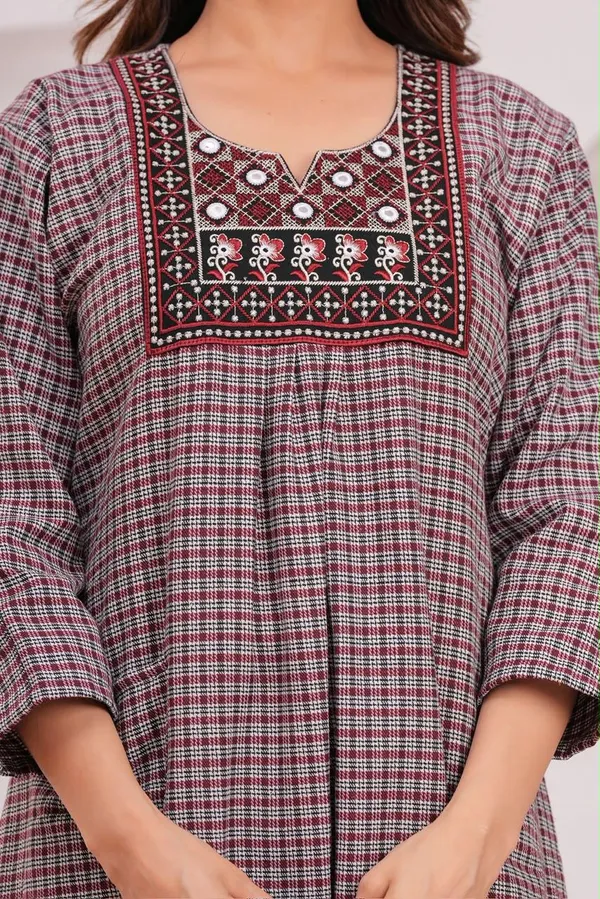 Mauve_Cotswool_Relaxed_Fit_Checked_Nightdress_For_Women