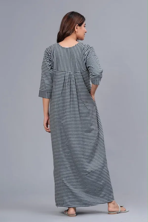 Black_Cotswool_A-Line_Checked_Nightdress_For_Women