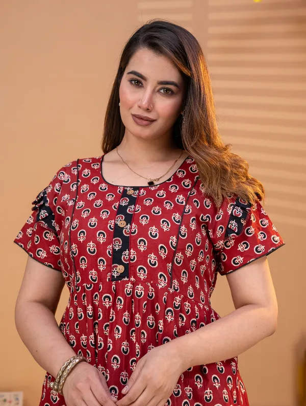Red_Cotton_Flared_Floral_Print_Nightdress_For_Women