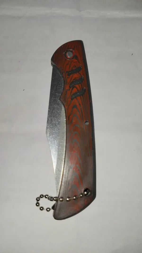 Wooden_Handle_Folding_Pocket_Knife_With_Chain
