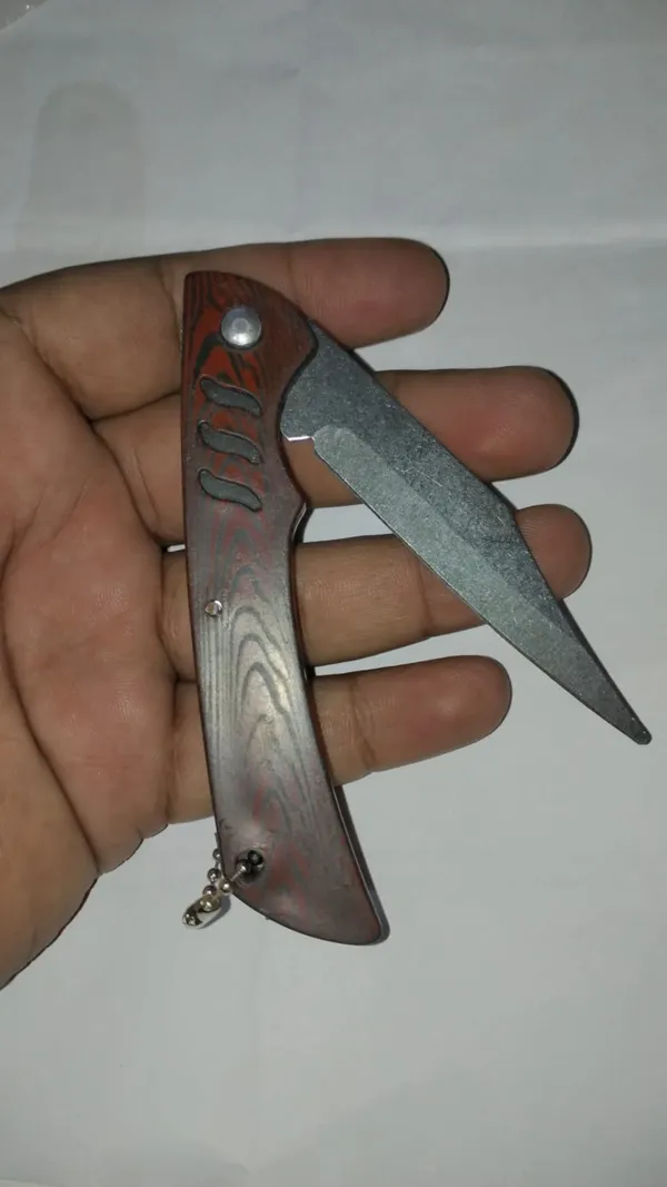 Wooden_Handle_Folding_Pocket_Knife_With_Chain