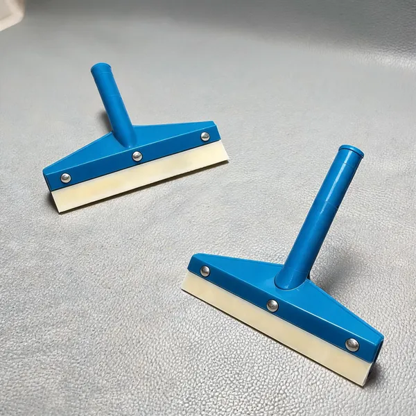 Plastic_T-Shape_Squeegee_Wiper_For_Kitchen_Cleaning_-_Pack_Of_2