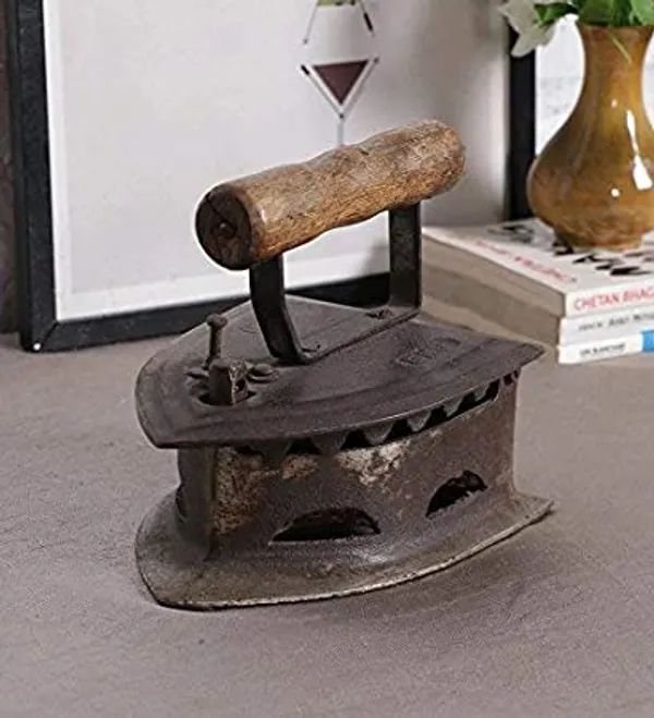 Cast_Iron_Vintage_Charcoal_Iron