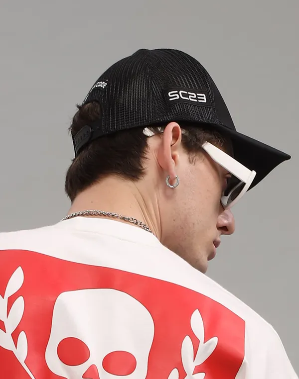 Classic_Red_Logo_Trucker_Black_Cap