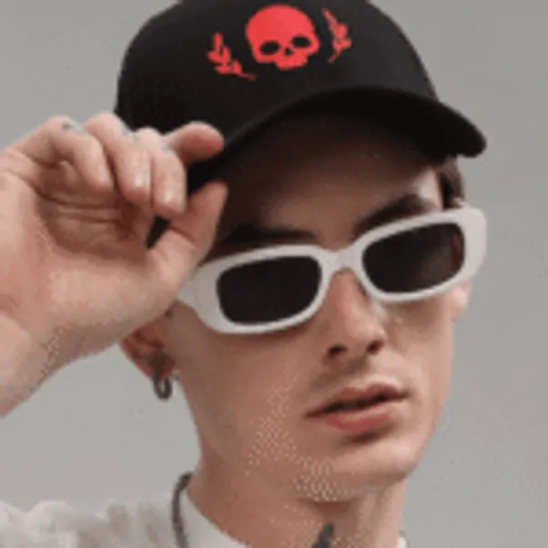 Classic_Red_Logo_Trucker_Black_Cap