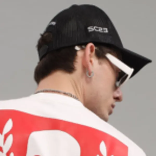 Classic_Red_Logo_Trucker_Black_Cap