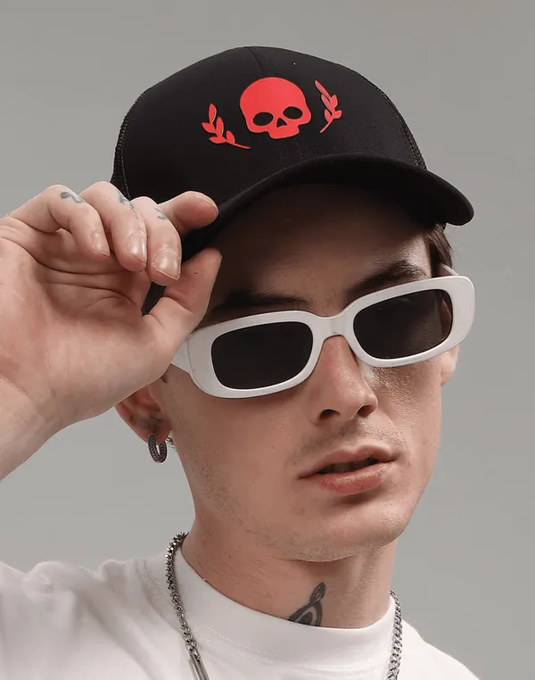 Classic_Red_Logo_Trucker_Black_Cap