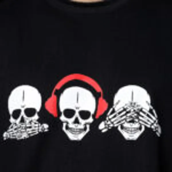 Wise_Skulls_Crew_Neck_Tee_Unisex