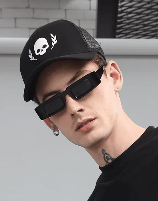 Classic_Logo_Trucker_Black_Cap