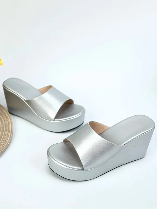 Silver_Metallic_Wedge_Sandals_For_Women