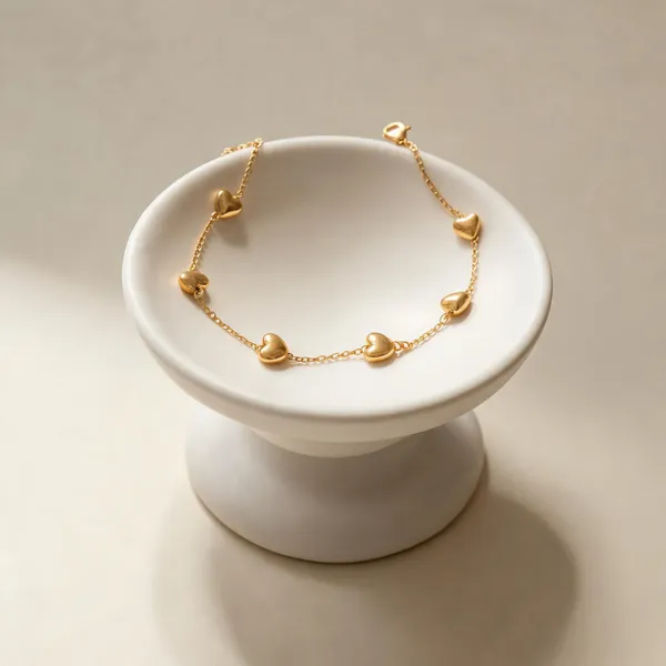 Golden_Alloy_Heart_Charm_Chain_Anklet_For_Women