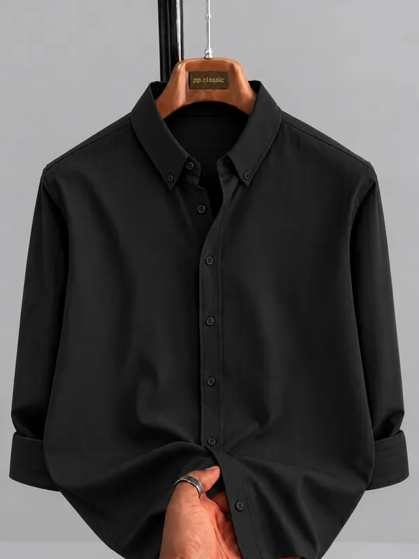 Black_Soft_Fabric_Full_Sleeve_Shirt_for_Men