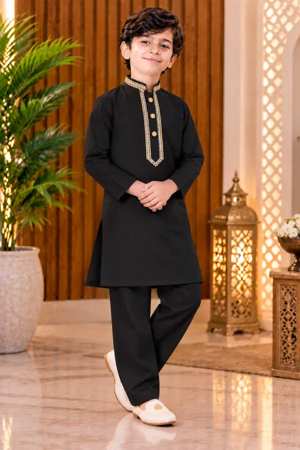 Black_Kurta_Pajama_Set_For_Boys_|_Wedding_Special_Ethnic_Wear_|_Stylish_Traditional_Kurta_With_White_Pajama_|_Party_&_Festive_Wear_For_Kids