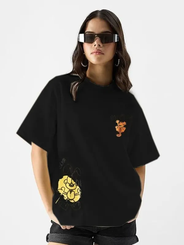 Black_Pure_Cotton_Graphic_Print_Oversized_T-Shirt_For_Women