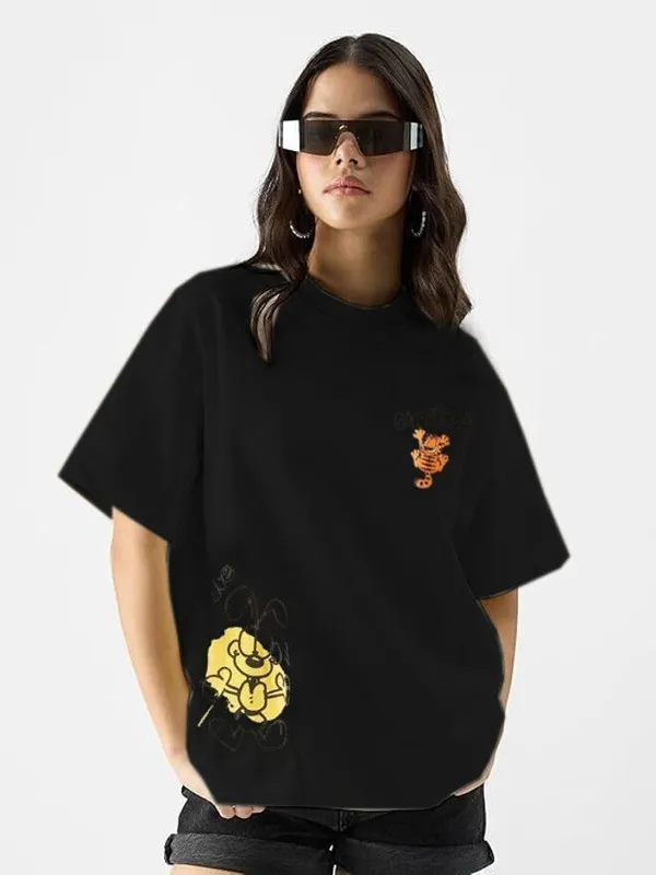 Black_Pure_Cotton_Graphic_Print_Oversized_Round_Neck_T-Shirt_For_Women