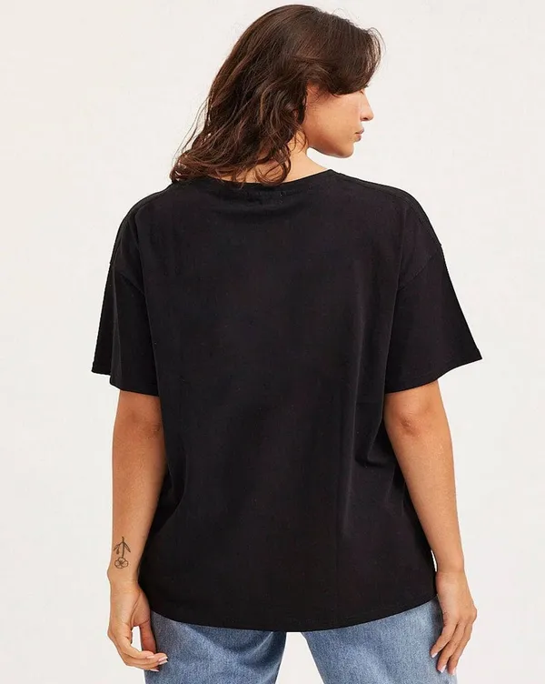 Black_Pure_Cotton_Oversized_Graphic_T-Shirt_For_Women