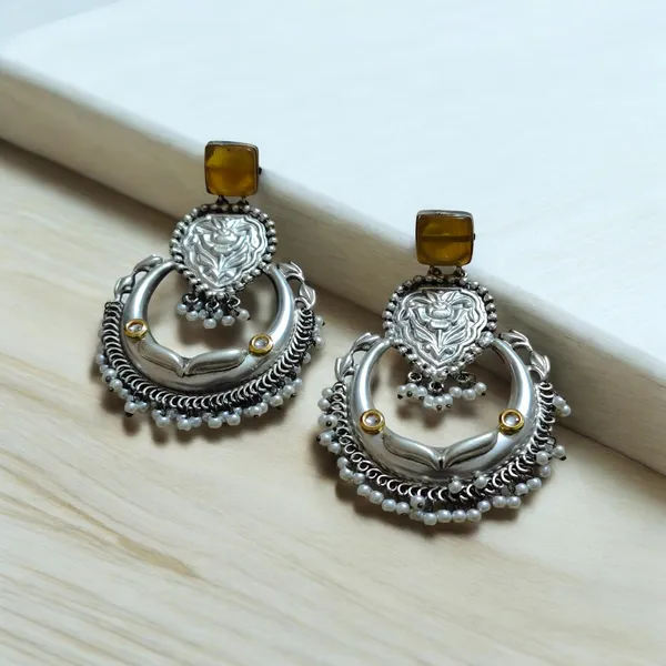 Kaveri_Danglers