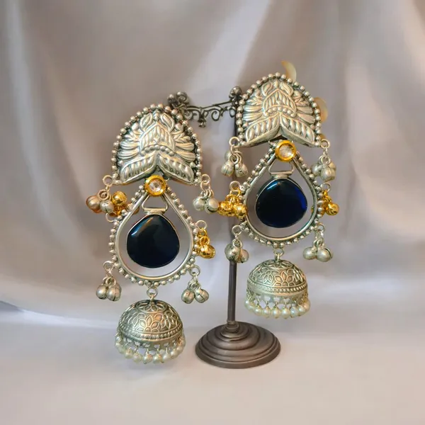 Akanksha_Blue_Dangling_Jhumka
