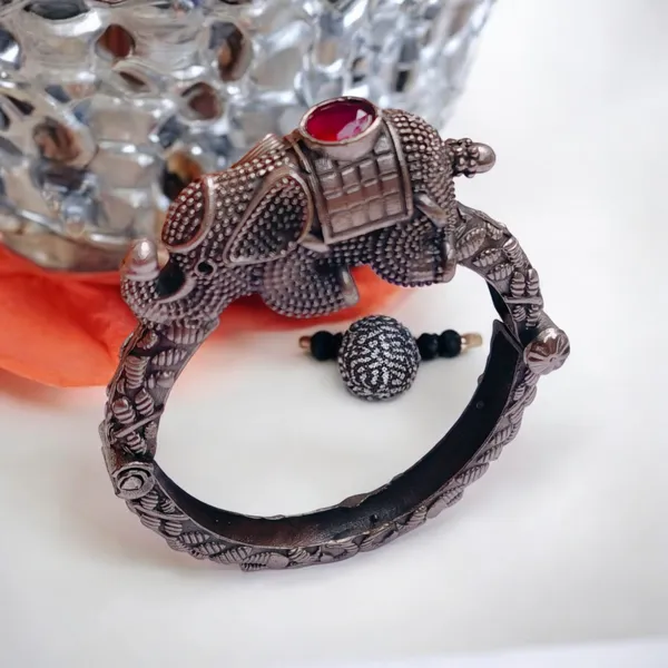 Paakhi_Bangles_Red_Stone