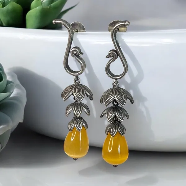 Mayuri_Dangler_Earring_Yellow