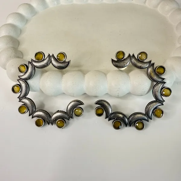 Chandrika_Dangler_Earring_Yellow
