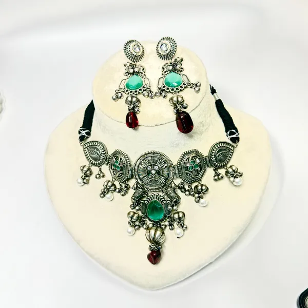 Mehervi_Royal_Choker_Set_Necklace_Mint