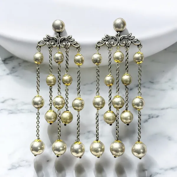 Yamika_Dangler_Earrings