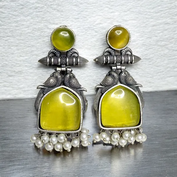 Mayra_Dangers_Earrings_Yellow